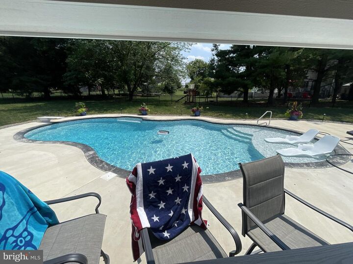 Property Photo:  119 Saybrooke Drive  PA 17543 