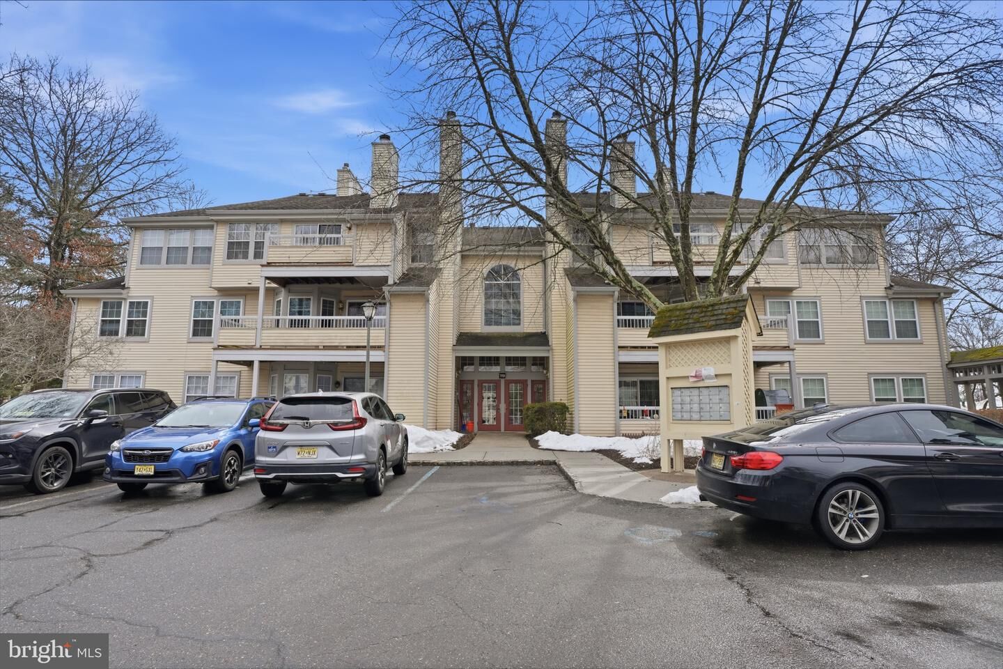Property Photo:  119 Acadia Court 6  NJ 08540 