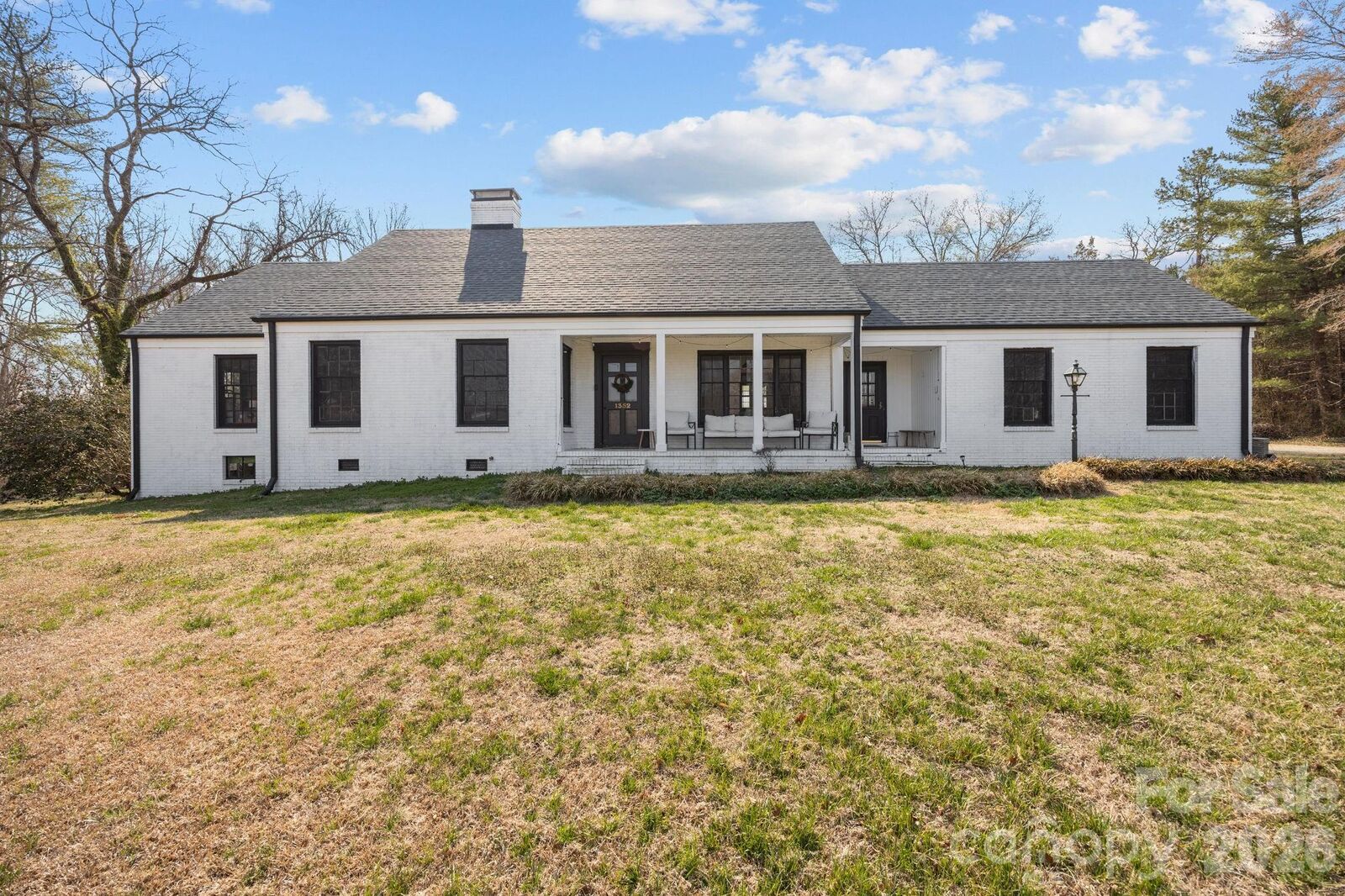 Property Photo: 1352 City Lake Road NC 27292