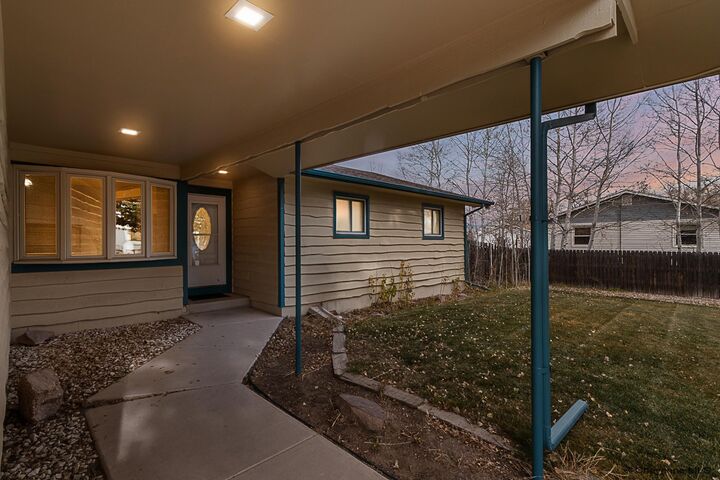 Property Photo: 916 Cherry St WY 82007