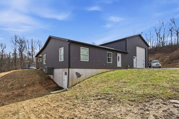 Property Photo:  8660 Rural Dale Road  OH 43720 