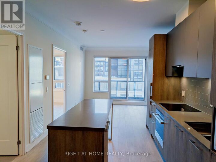 Property Photo:  18 Water Walk Drive 501  ON L3R 6L5 