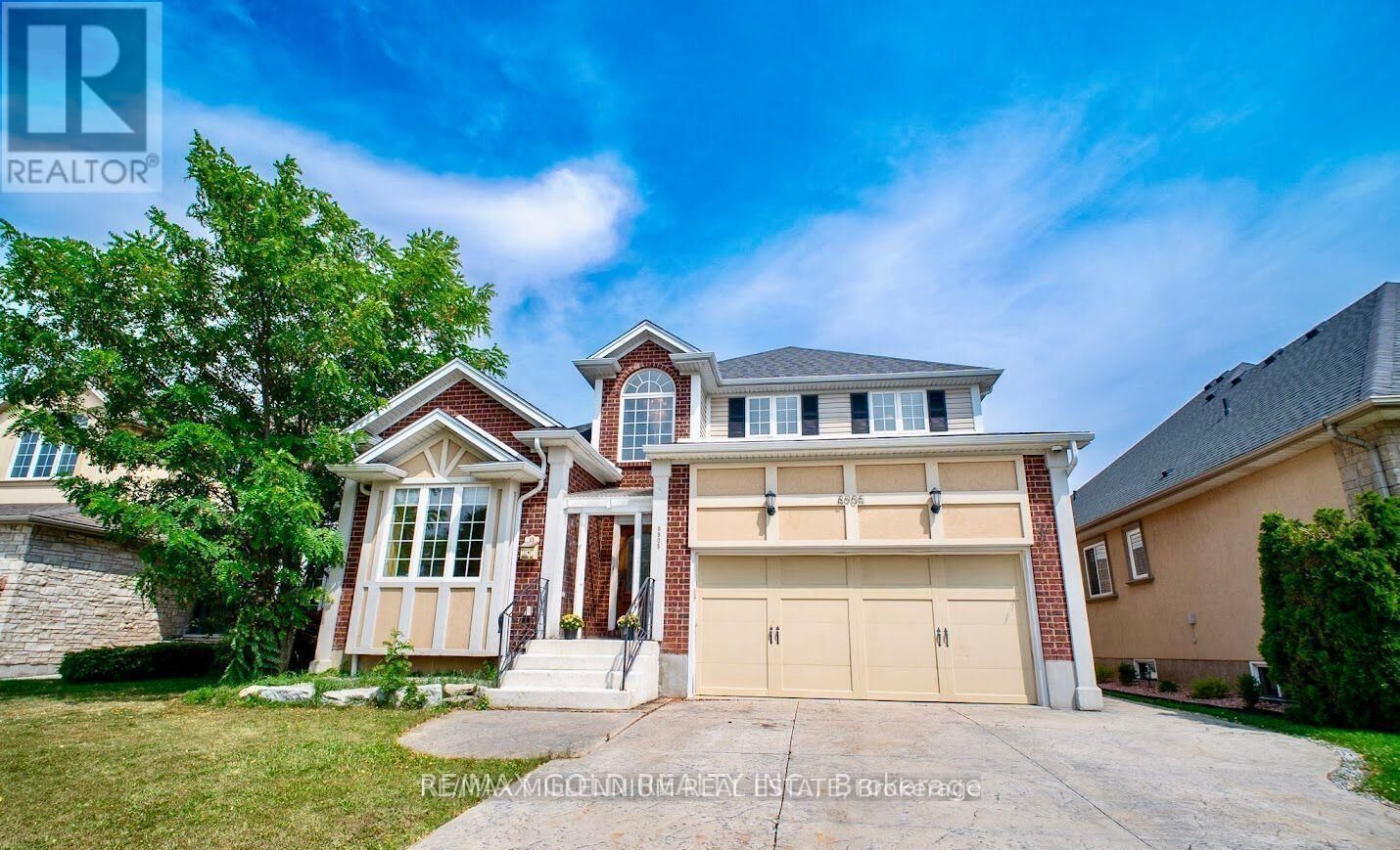 Property Photo: 8905 McGarry Drive ON L2H 3P1