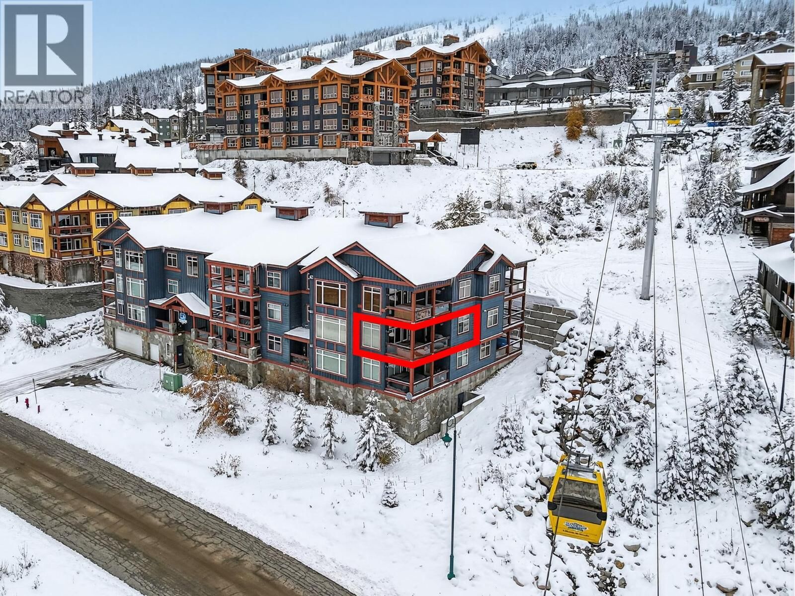 Property Photo: 315 Whitehorse Lane 203 BC V1P 1P3