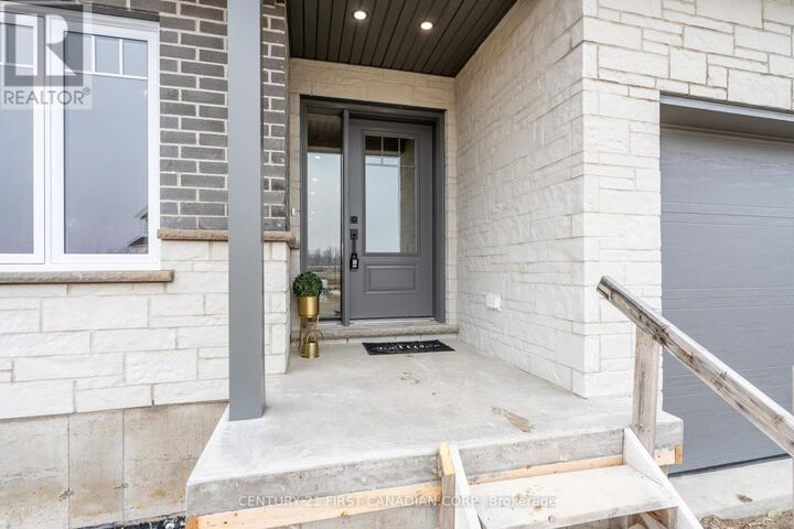 Property Photo: 27 Sheldabren Street ON N0M 1A0