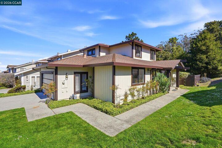 Property Photo:  2122 Pinehurst Ct  CA 94530 