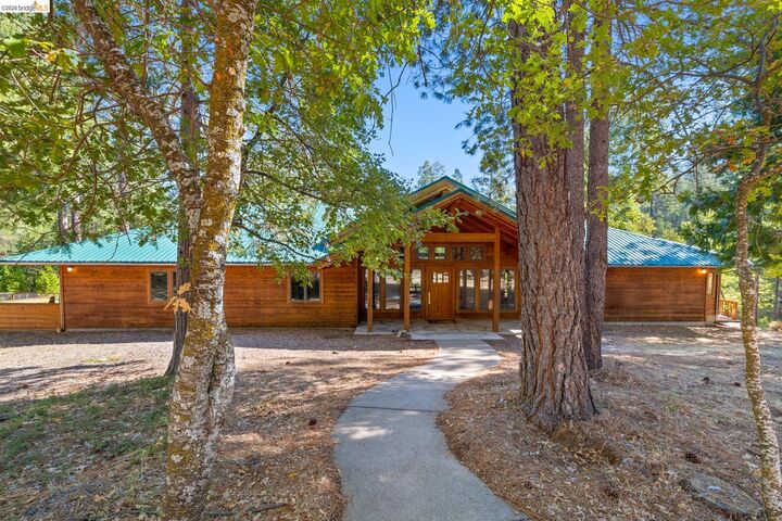 Property Photo: 22715 Hells Hollow Rd CA 95321