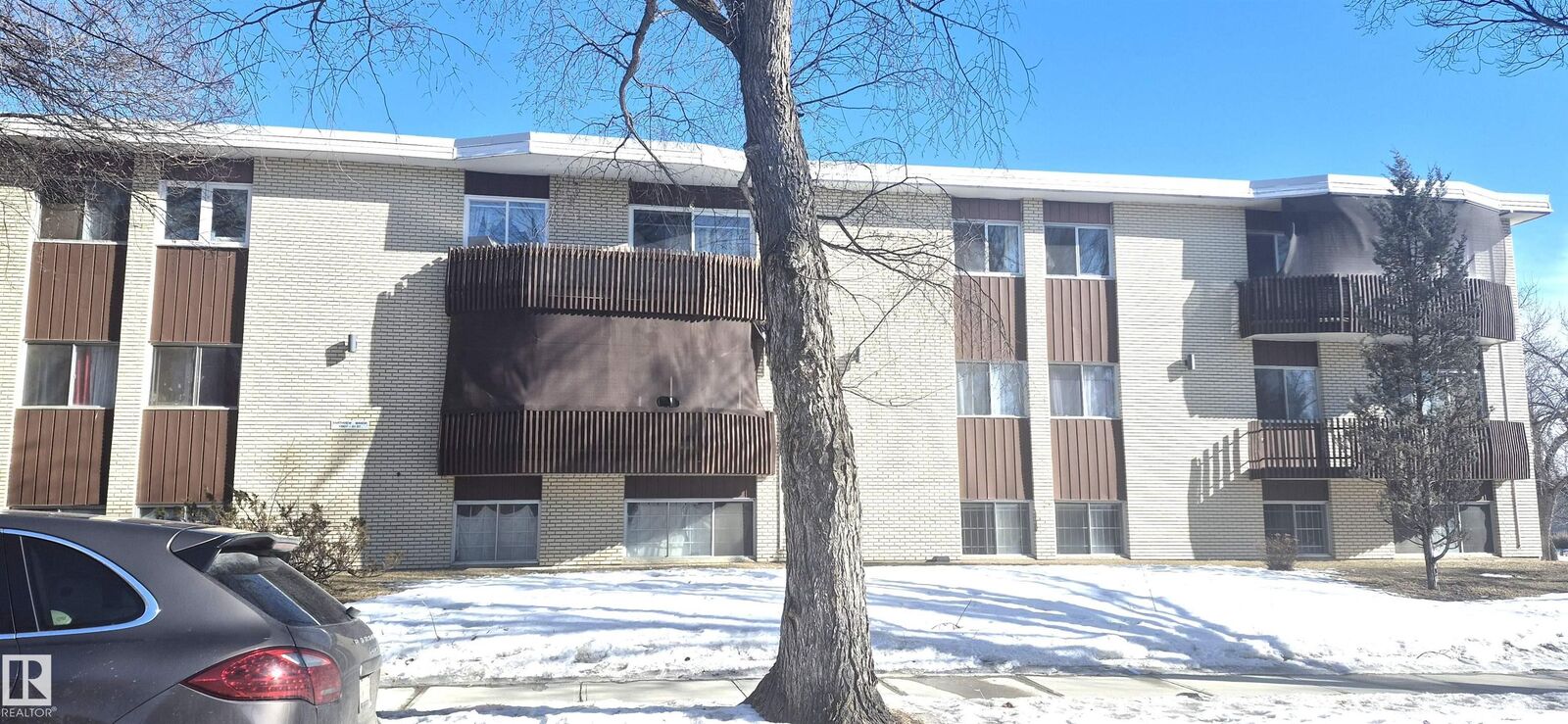 Property Photo:  11907 81 Street NW 201  AB T5B 2S7 