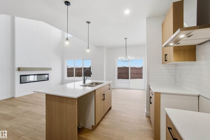 Property Photo:  19348 29 Avenue NW  AB T6M 3B1 