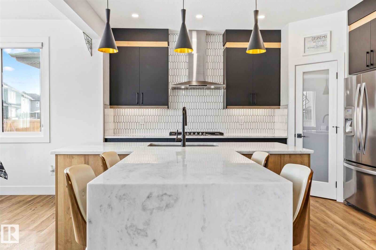 Photo de la propriété:  3109 Pelerin Crescent  AB T4X 2Y1 