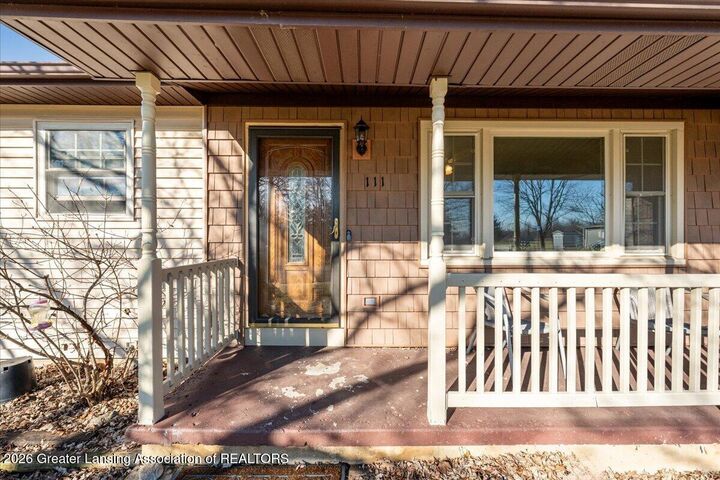 Property Photo:  111 Bouck Avenue  MI 48837 