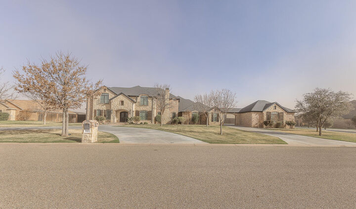 Property Photo: 8918 County Road 6860 TX 79407