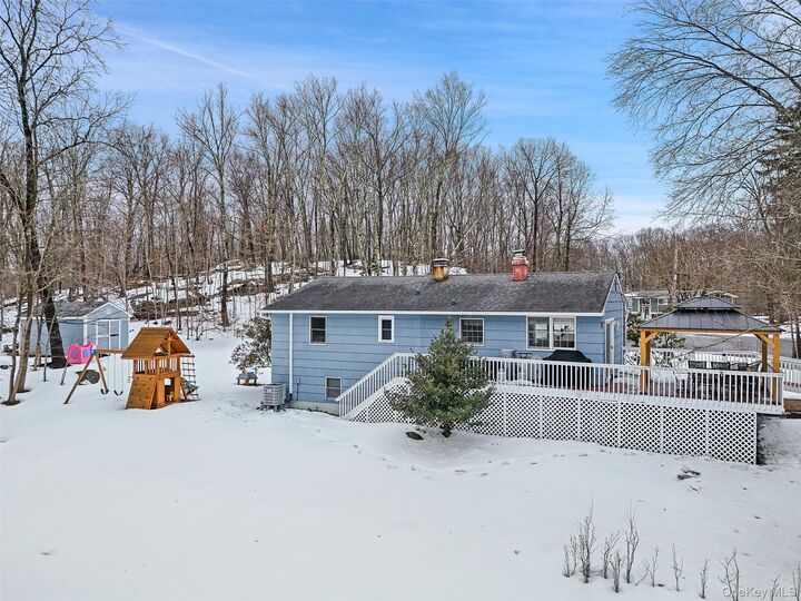 Property Photo:  9 Mercury Court  NY 10512 