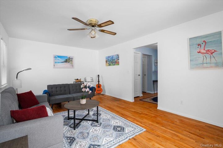 Property Photo:  136 Bushey Avenue  NY 10710 