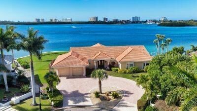 Property Photo:  376 West Royal Flamingo Drive  FL 34236 