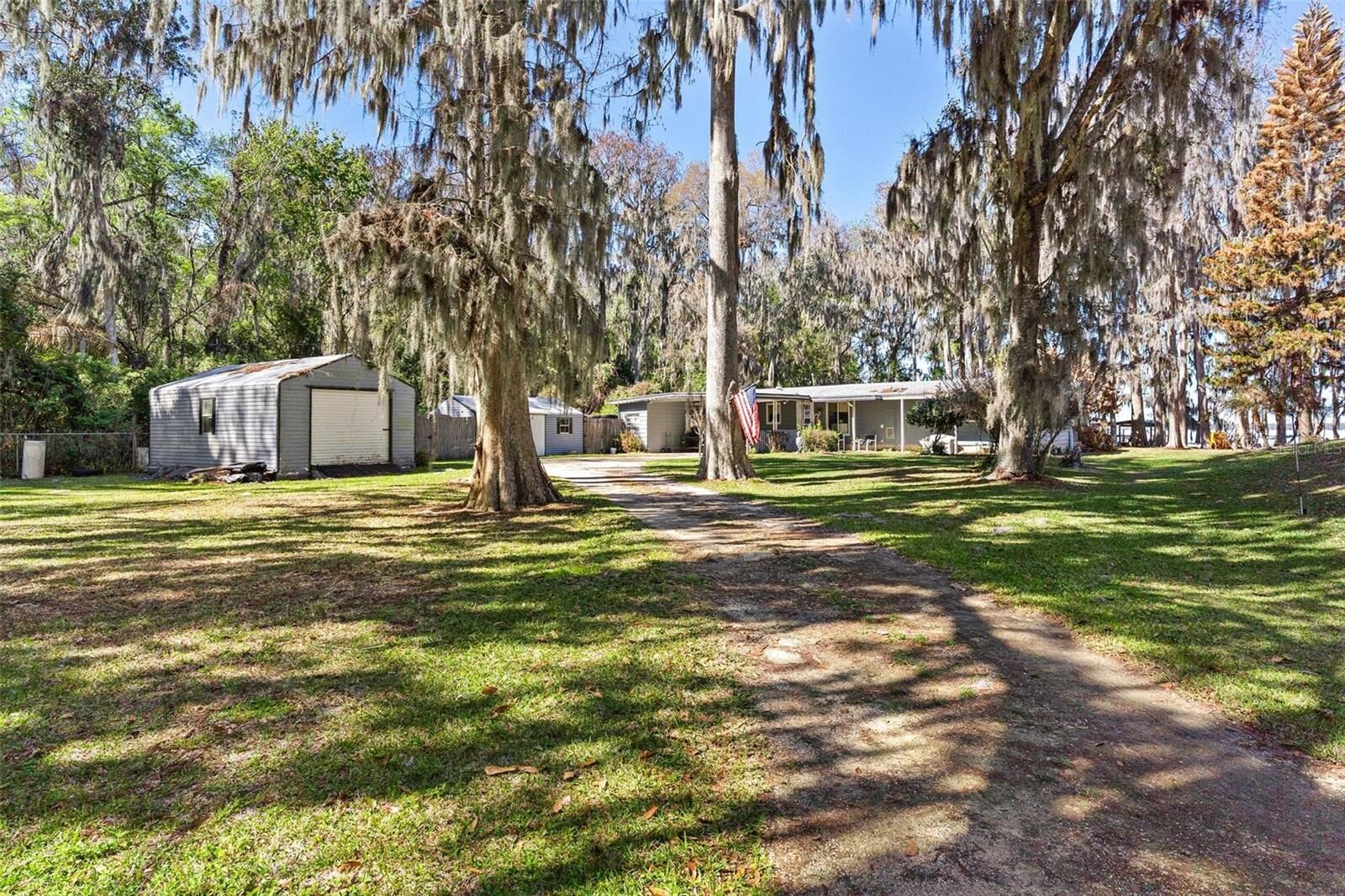 Property Photo:  28315 Private Road  FL 34762 
