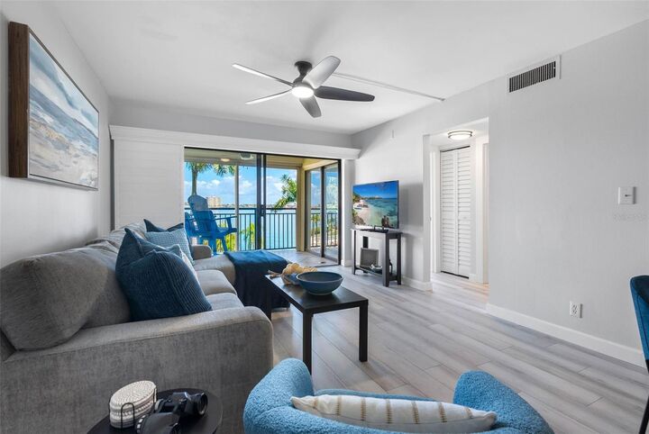 Property Photo:  6372 Palma Del Mar Boulevard S 304  FL 33715 