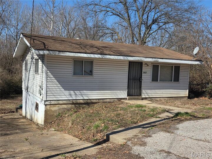 Property Photo:  3937 Shirley Avenue  MO 63121 