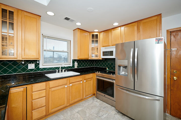 Property Photo:  6780 W Forest Preserve Drive 2  IL 60706 