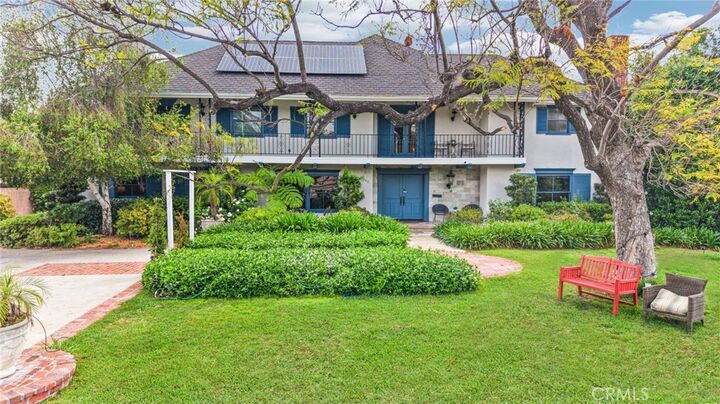 Property Photo:  900 Gainsborough  CA 91107 