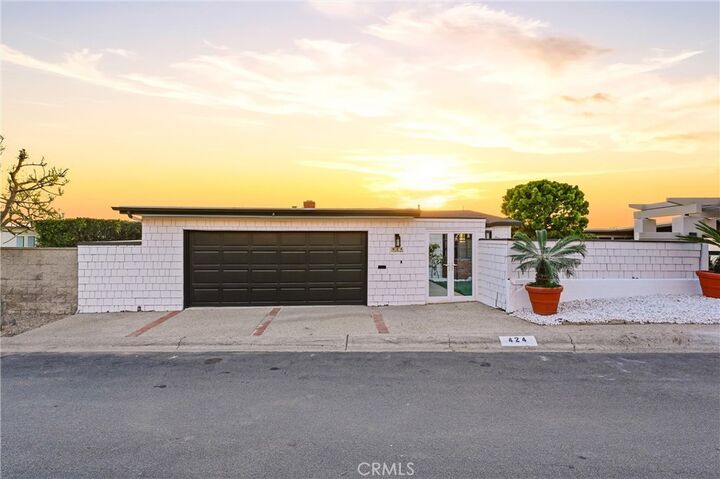 Property Photo:  424 Mendoza Terrace  CA 92625 