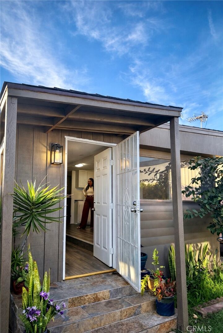 Property Photo: 12265 Woodruff Avenue 39 CA 90241