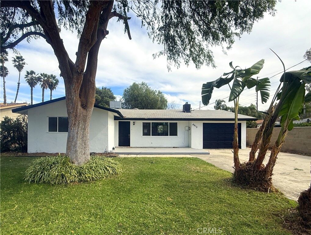 Property Photo:  4615 Mobley Avenue  CA 92505 