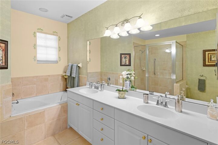 Property Photo:  16137 Mount Abbey Way 202  FL 33908 