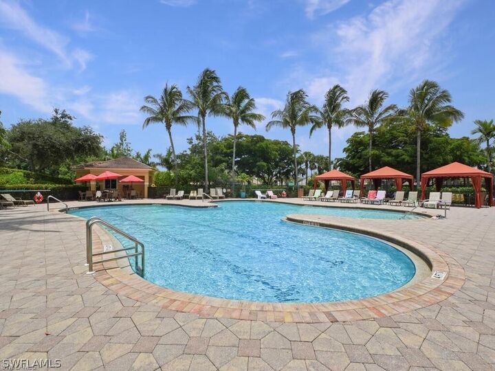 Property Photo: 9575 Hemingway Lane 4401 FL 33913
