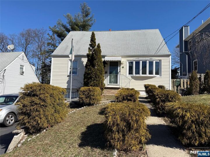 Property Photo:  63 Raymond Street  NJ 07604 