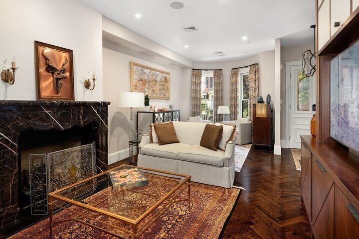 Property Photo:  109 Appleton St  MA 02116 