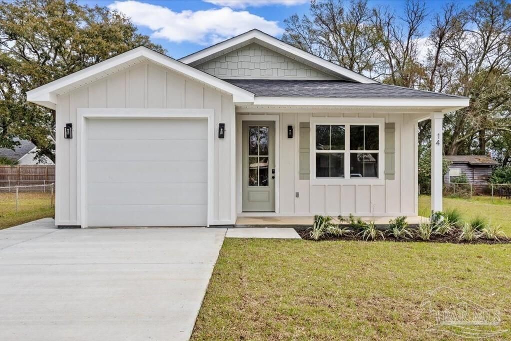 Property Photo:  14 Sulu Dr  FL 32507 