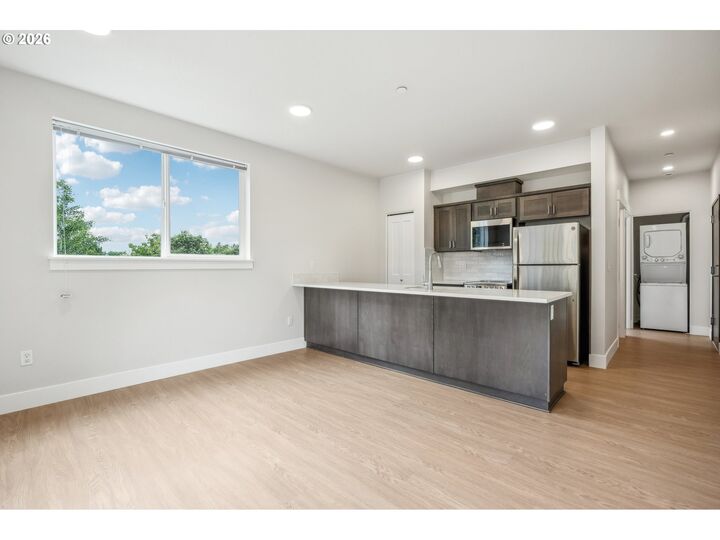 Property Photo:  4775 NE 107th Ave  OR 97220 