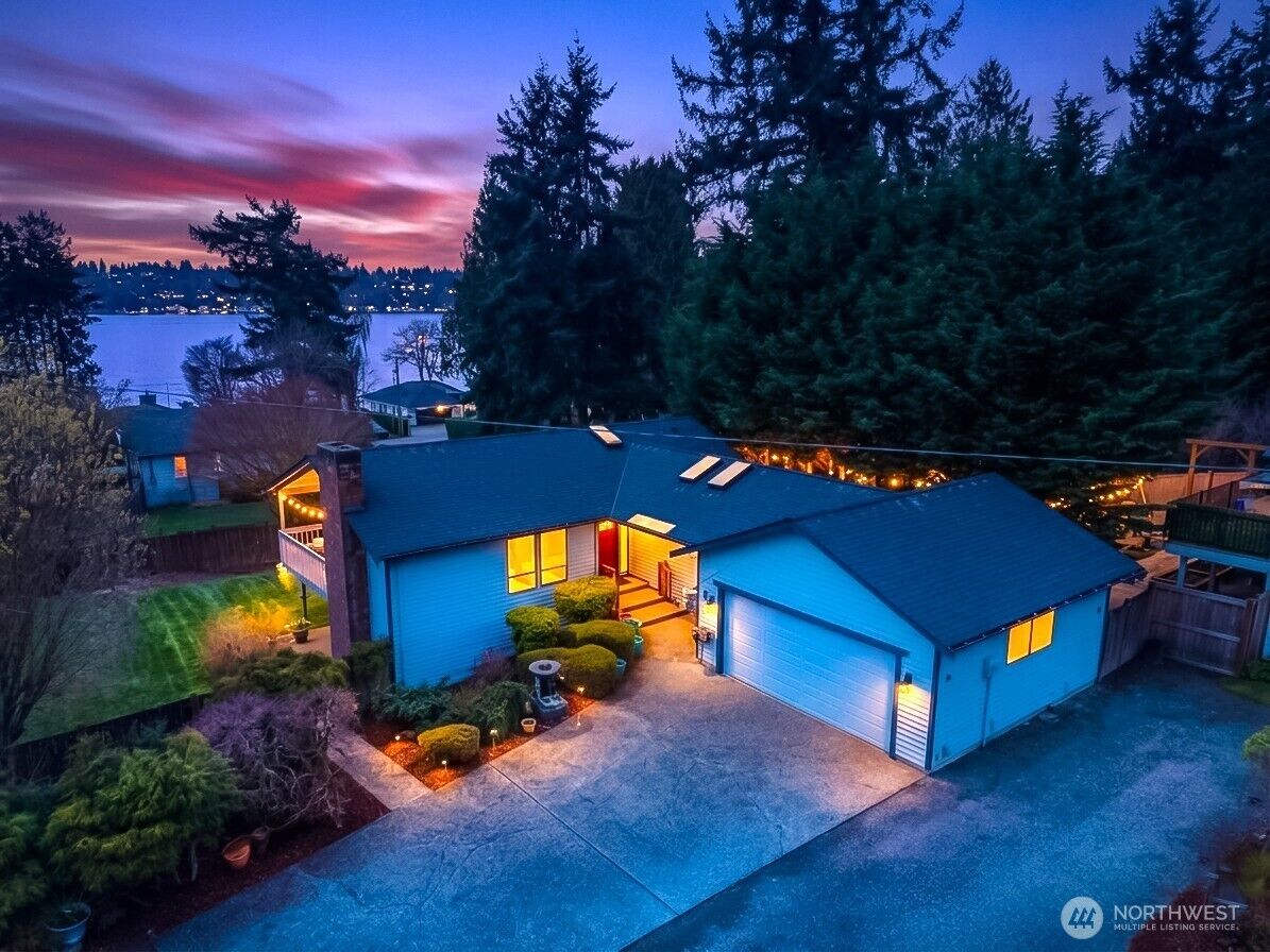Property Photo:  6214 NE 129th Street  WA 98034 