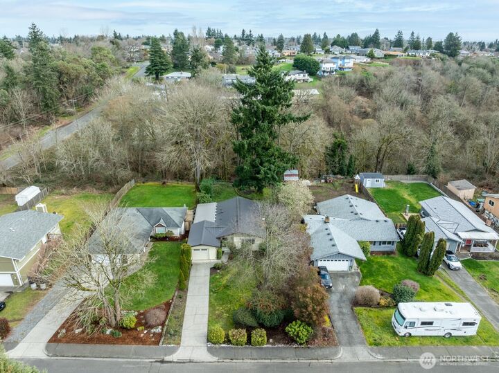 Property Photo: 3207 45th Avenue NE WA 98422