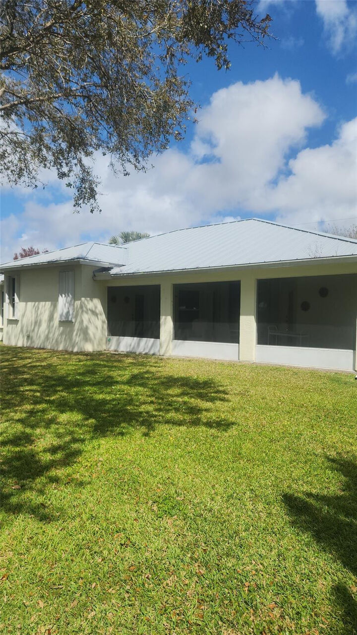Property Photo: 1802 SW Monterrey Lane FL 34953