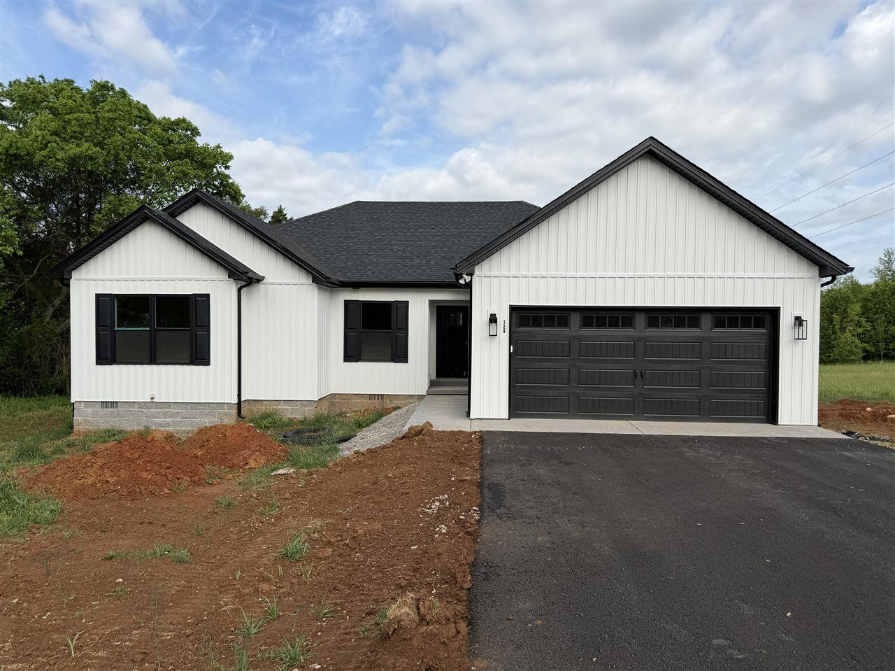 Property Photo:  129 Ralph A Young Road  KY 42101 