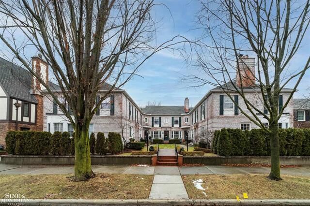 Property Photo:  47 Cranford Lane  MI 48230 