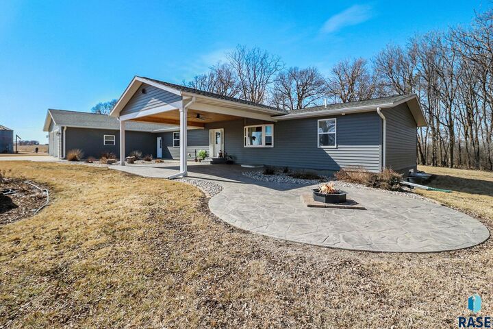 Property Photo:  46845 238 St  SD 57017 