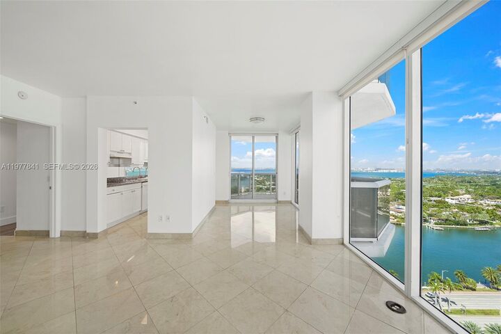 Property Photo:  4775 Collins Ave 2507  FL 33140 