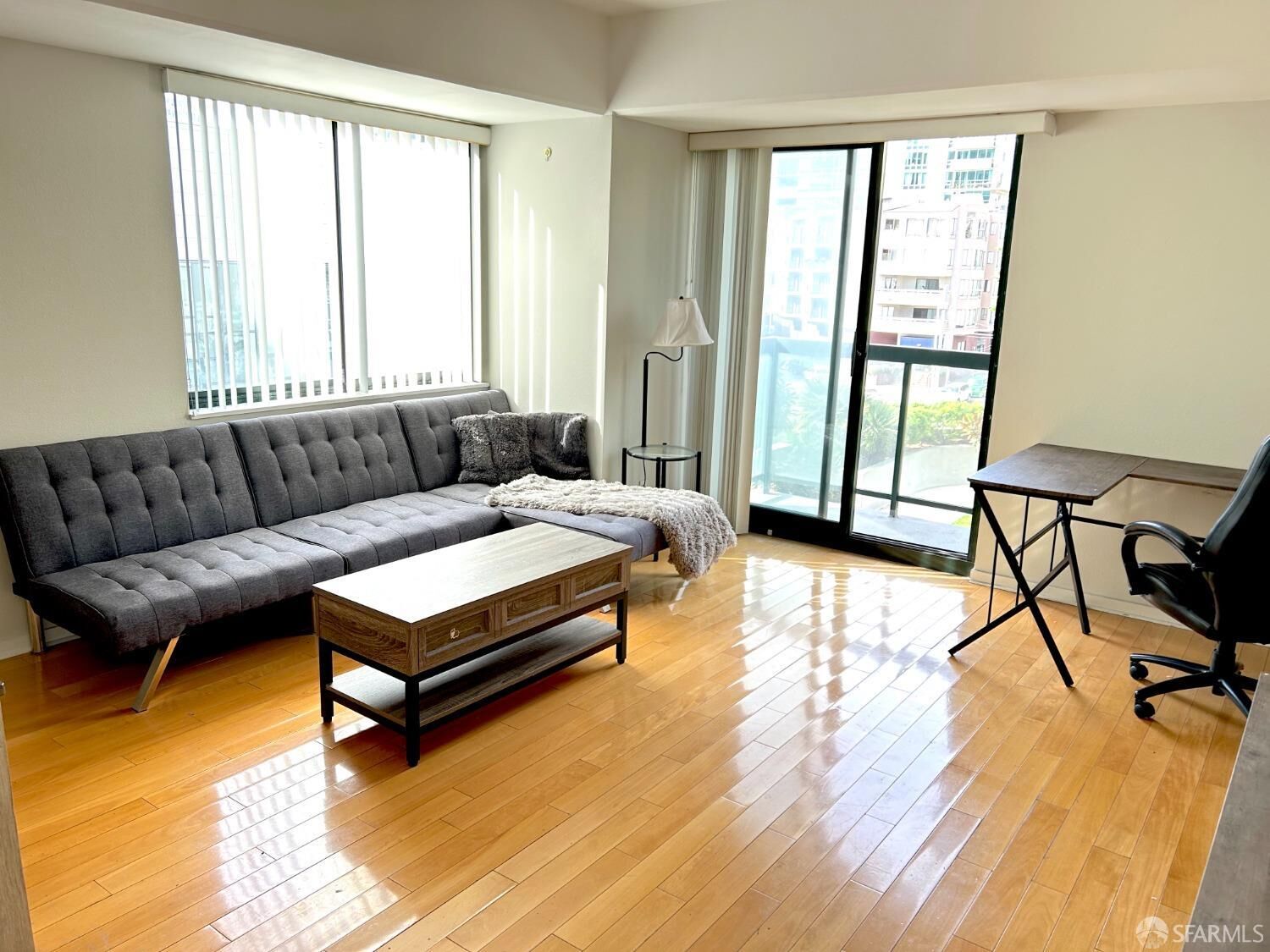 Property Photo:  1 Daniel Burnham Court 204  CA 94109 