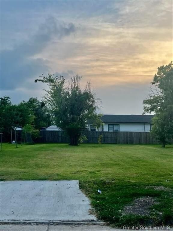 Property Photo: 506 Albert Street LA 70601