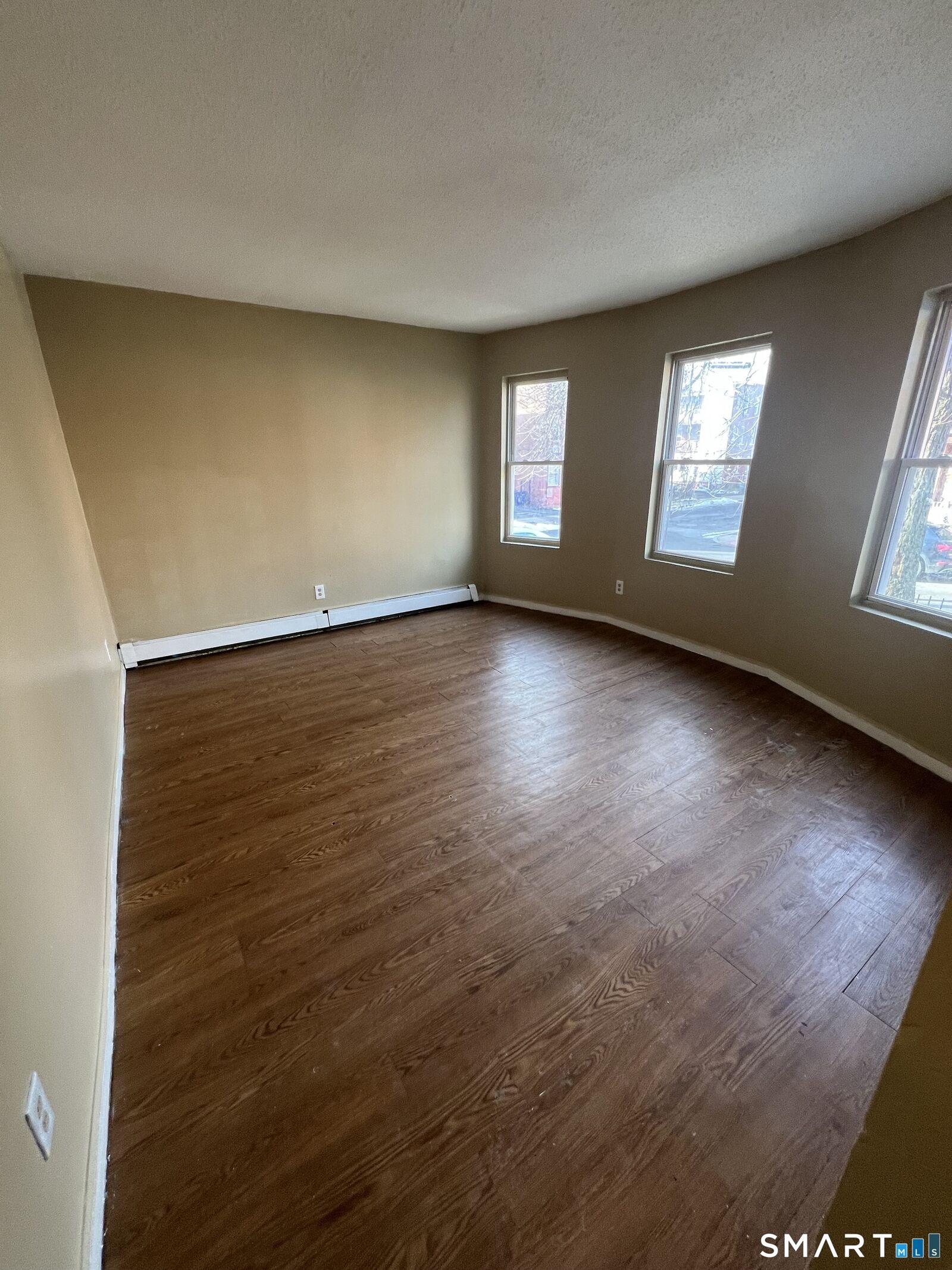 Property Photo:  32 Bedford Street A  CT 06120 