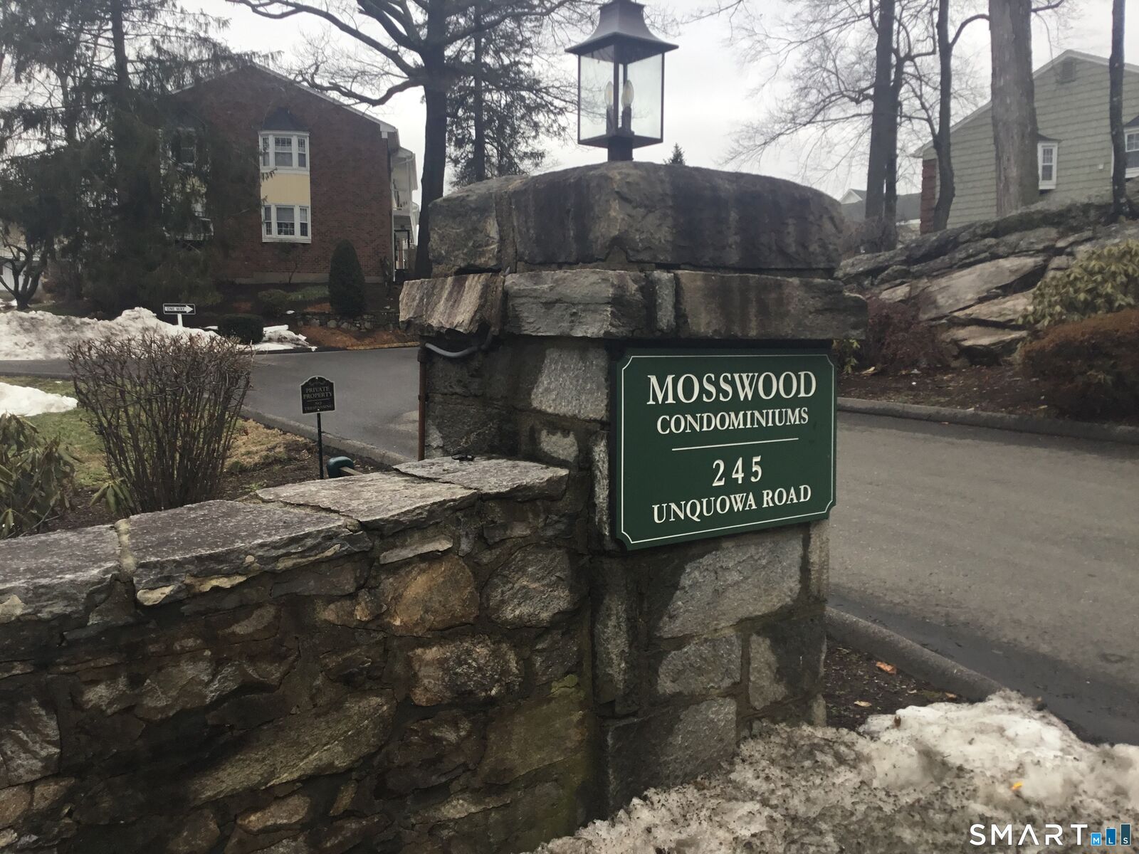 Property Photo:  245 Unquowa Road Apt 93  CT 06824 