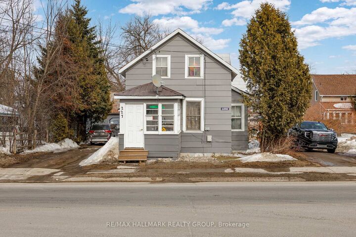 229 Gore Street E — photo 1