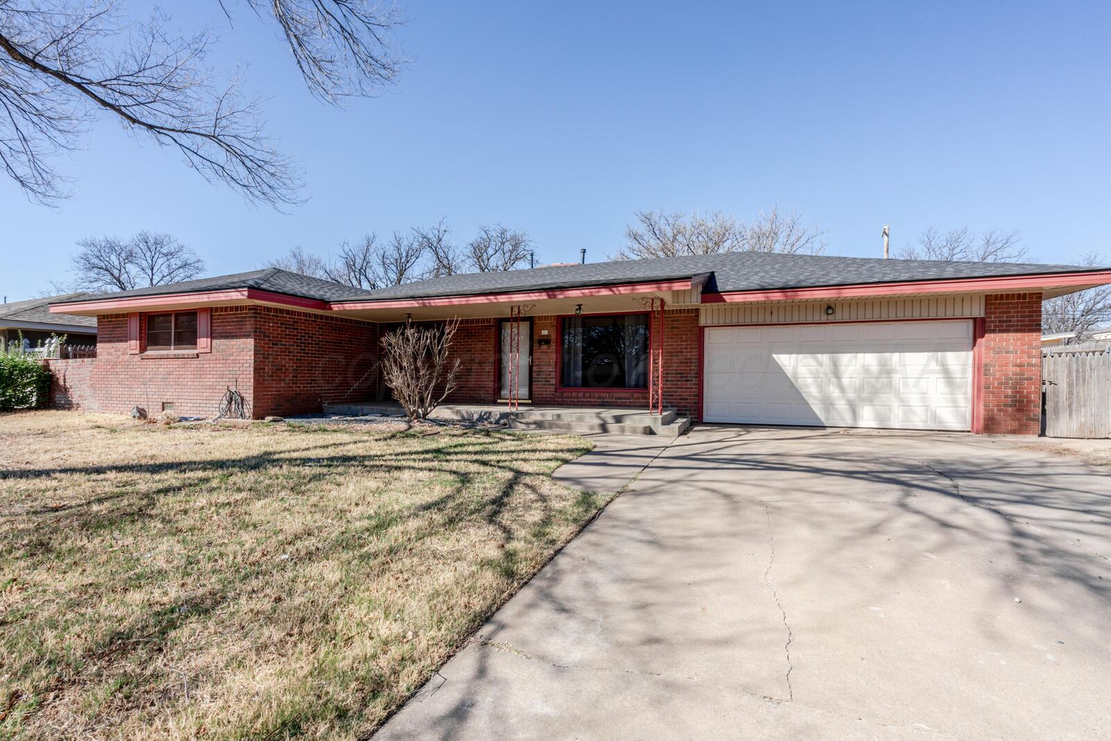 Property Photo:  3308 Sunlite Street  TX 79106-6221 