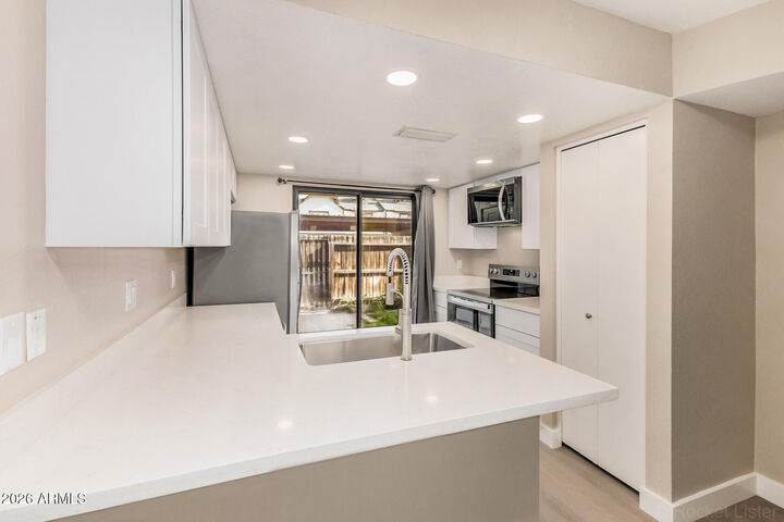 Property Photo:  6602 W Jamaica Drive  AZ 85306 