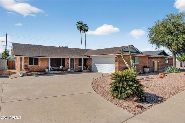 Property Photo:  8725 E Jackrabbit Road  AZ 85250 