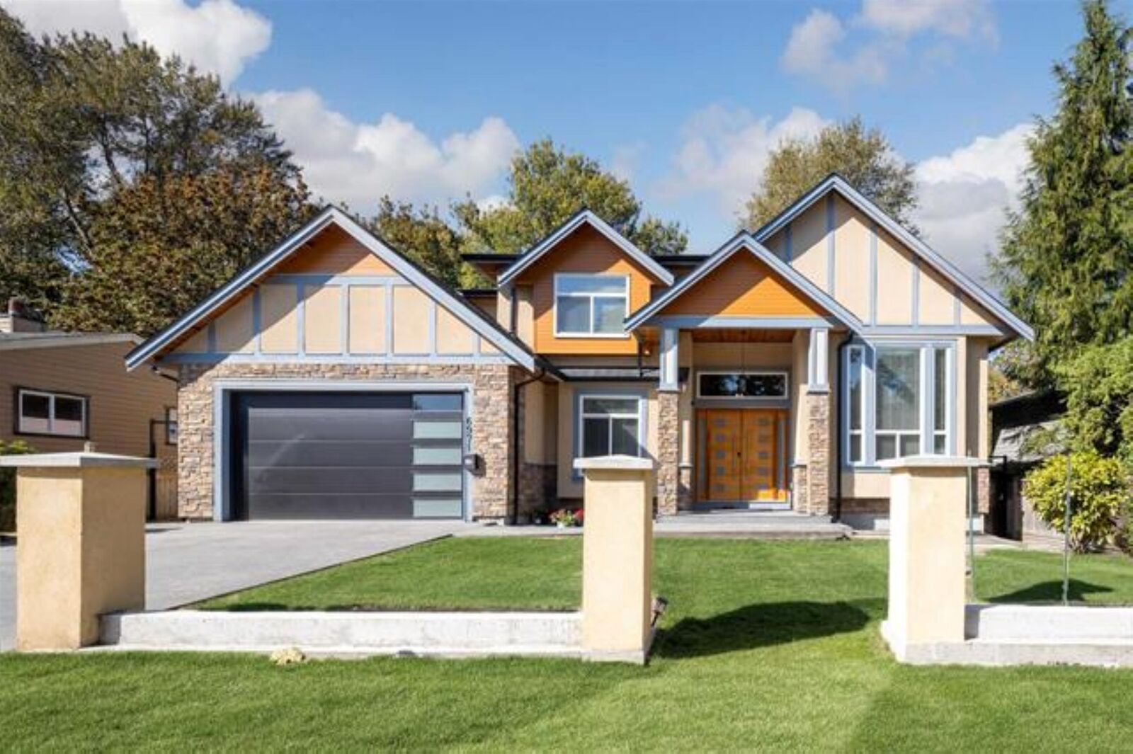 Property Photo: 6971 Westview Drive BC V4E 2L7