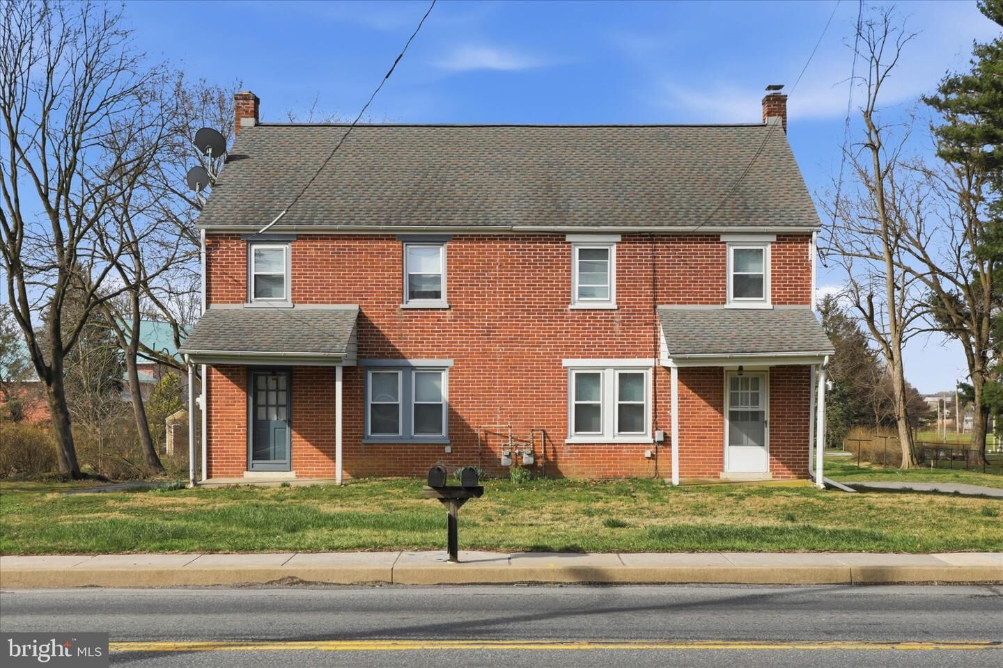 Property Photo:  1630 Lampeter Road  PA 17602 